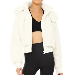 NWT Alo Yoga Foxy Sherpa Jacket size S